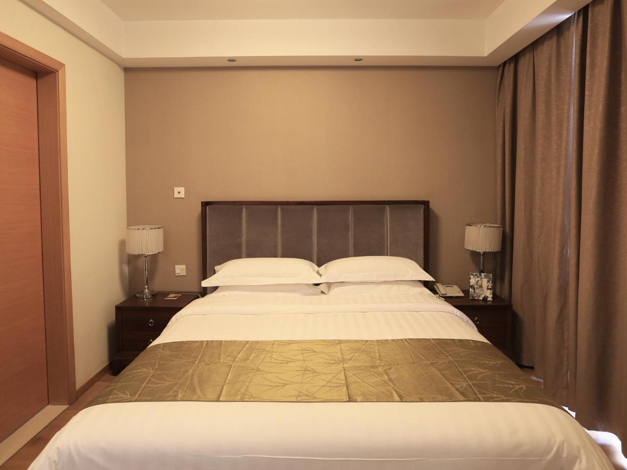 Wuxi Koschenny Graceland Service Residence Экстерьер фото